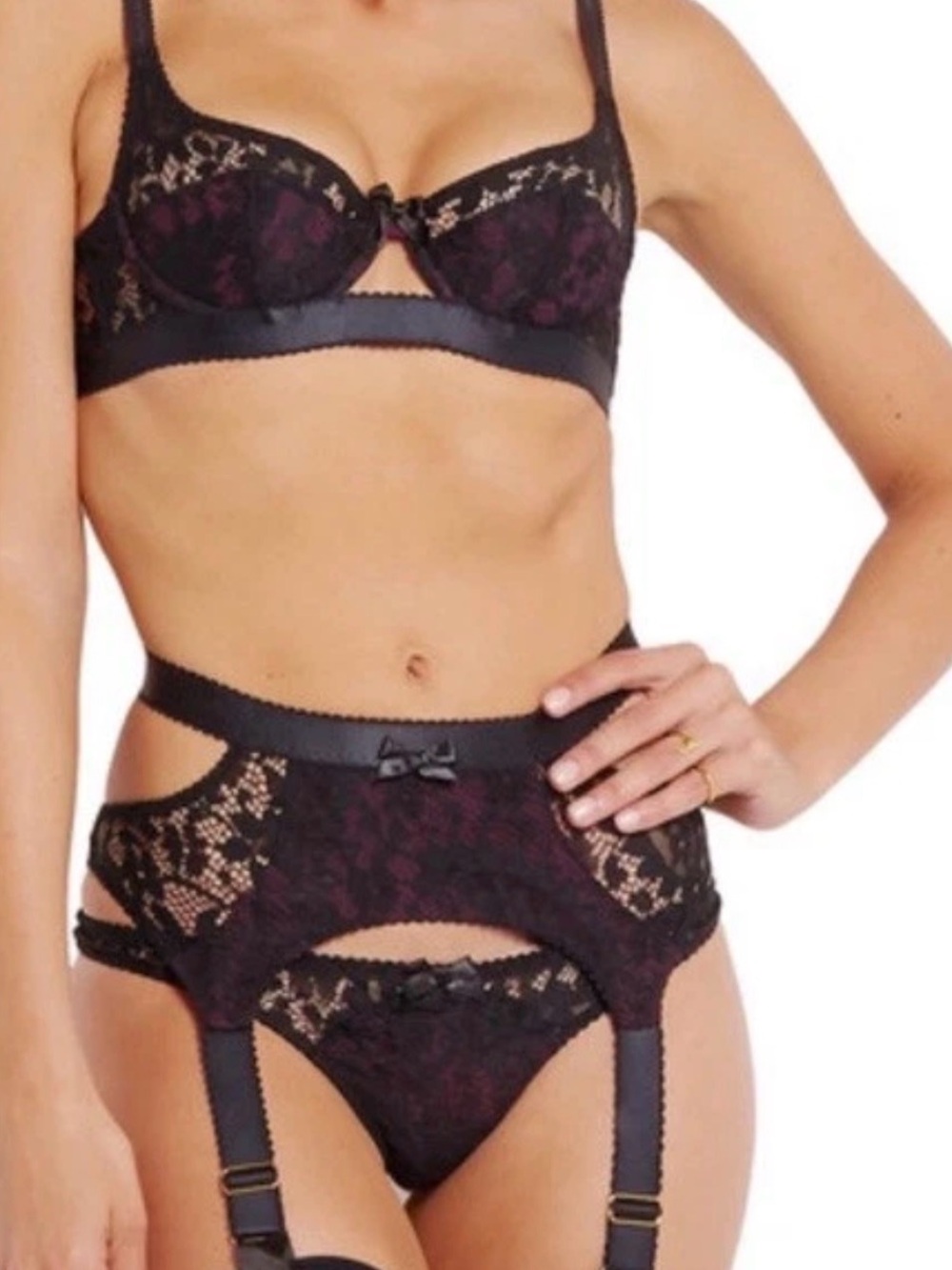 Agent Provocateur | Nicolle Set | Bra 34B / Panty AP1 | Black & Burgundy